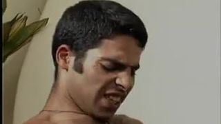 Latinos Haciendo El Amor