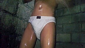 Panood Sa Binata Habang Naliligo (asian Dick)