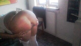 Slavinde bliver fisted